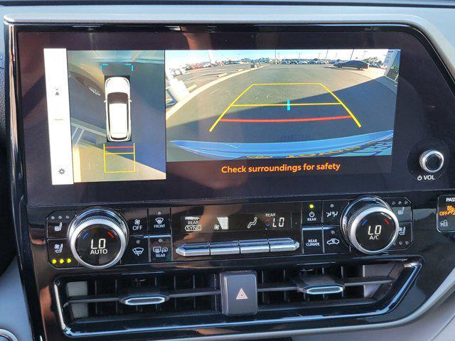 used 2024 Toyota Highlander car