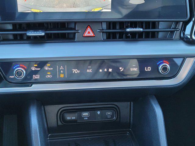 used 2025 Kia Sportage car