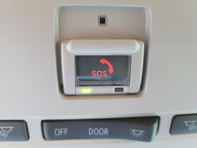 used 2022 Toyota Highlander car