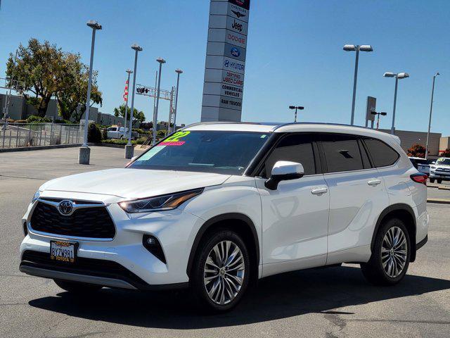 used 2022 Toyota Highlander car, priced at $41,999