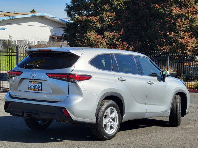 used 2022 Toyota Highlander car, priced at $33,889