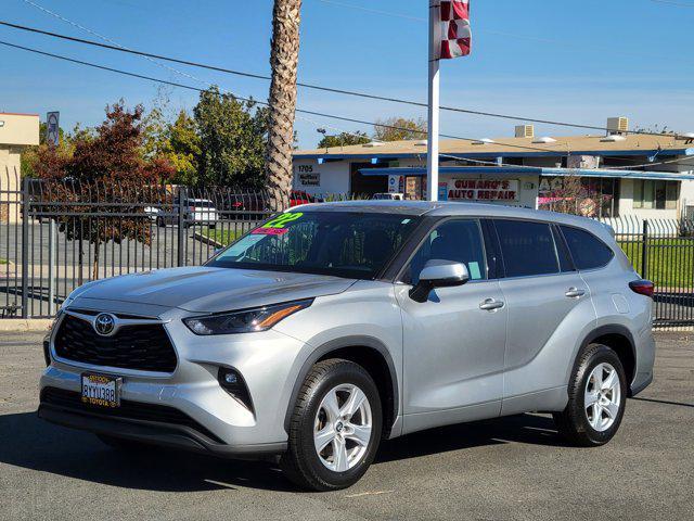 used 2022 Toyota Highlander car, priced at $33,889