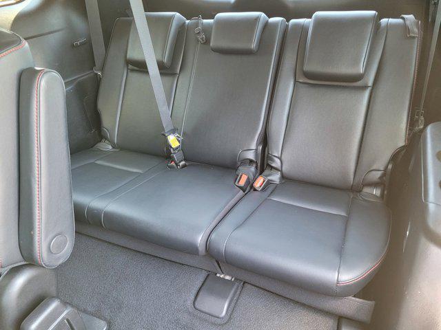 used 2019 Toyota Highlander car, priced at $30,999
