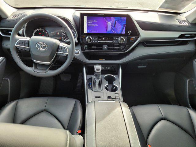 used 2024 Toyota Highlander car, priced at $46,889