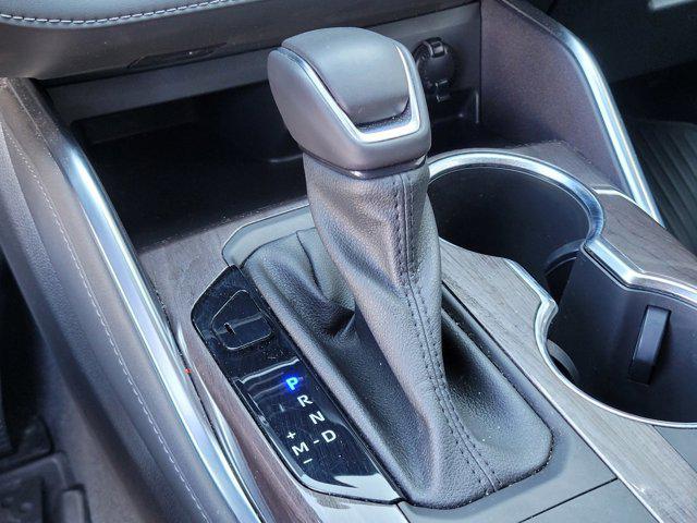 used 2022 Toyota Highlander car, priced at $43,888