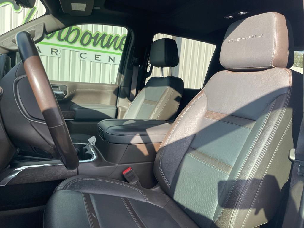 used 2023 GMC Sierra 2500 car, priced at $64,000