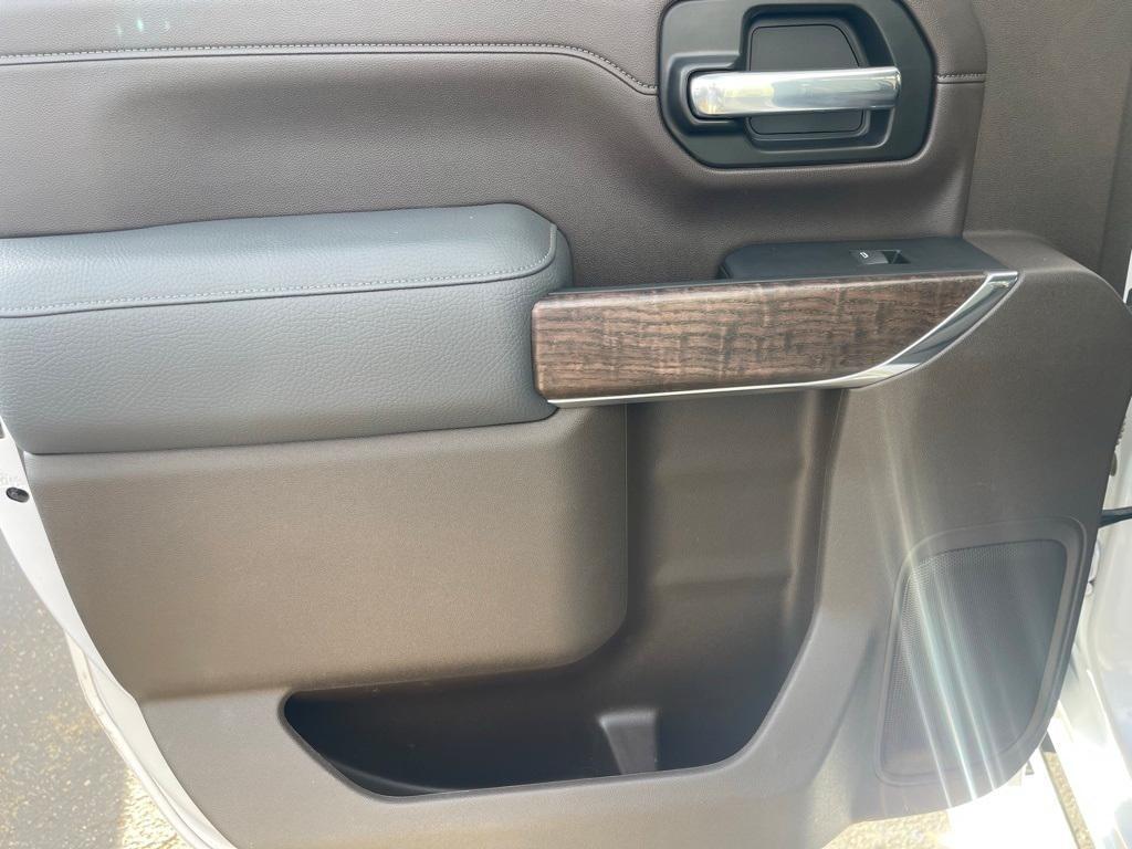 used 2023 GMC Sierra 2500 car, priced at $64,000