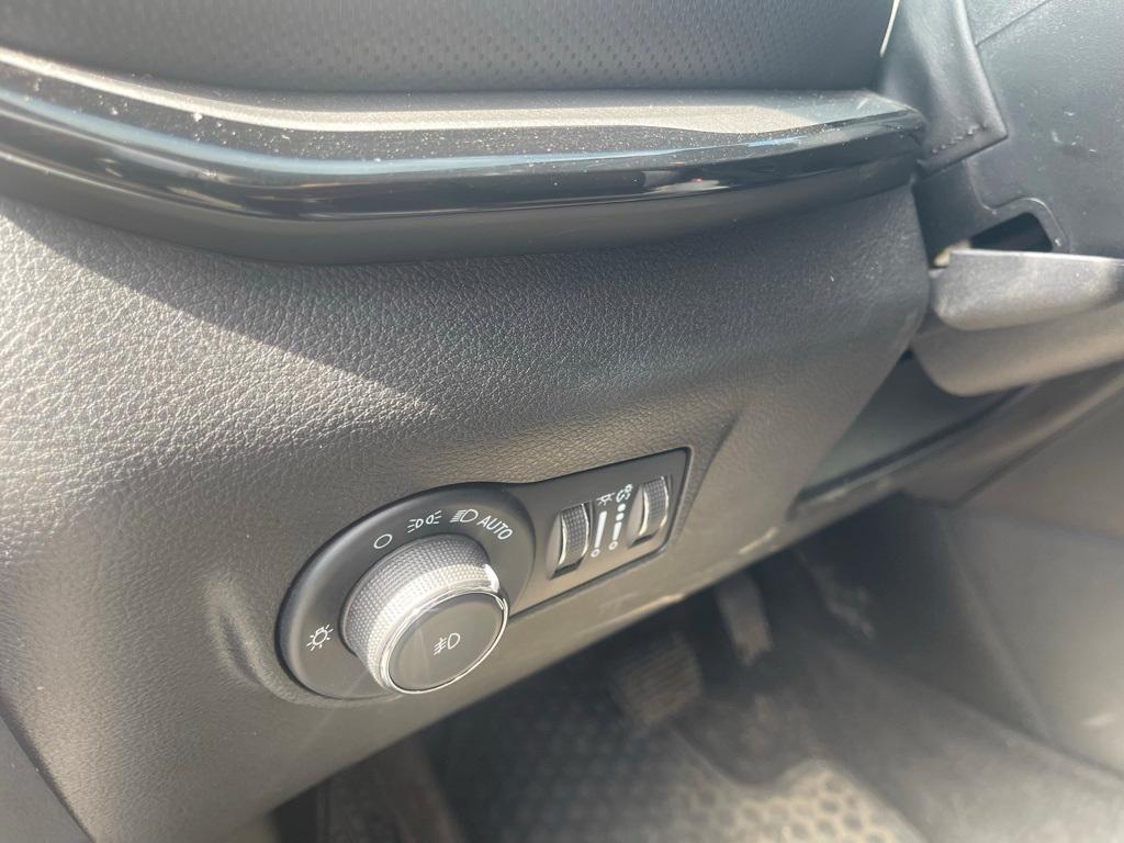 used 2022 Jeep Compass car, priced at $26,000