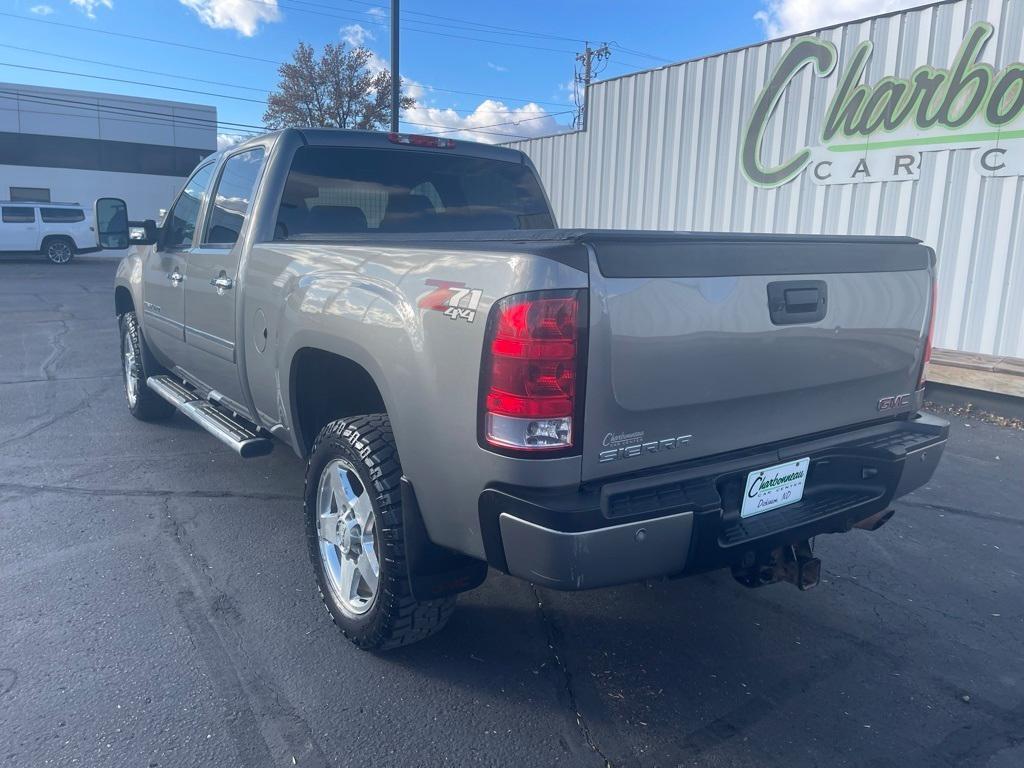 used 2013 GMC Sierra 2500 car, priced at $25,000