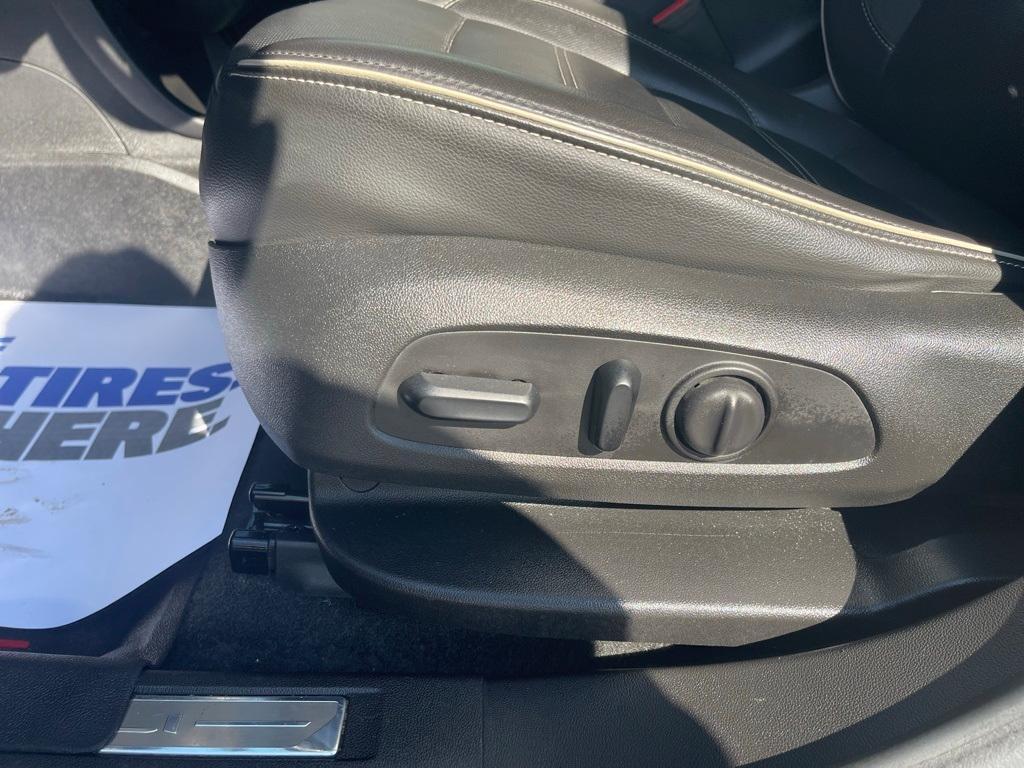 used 2020 GMC Acadia car, priced at $25,000