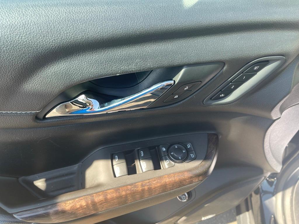 used 2020 GMC Acadia car, priced at $25,000