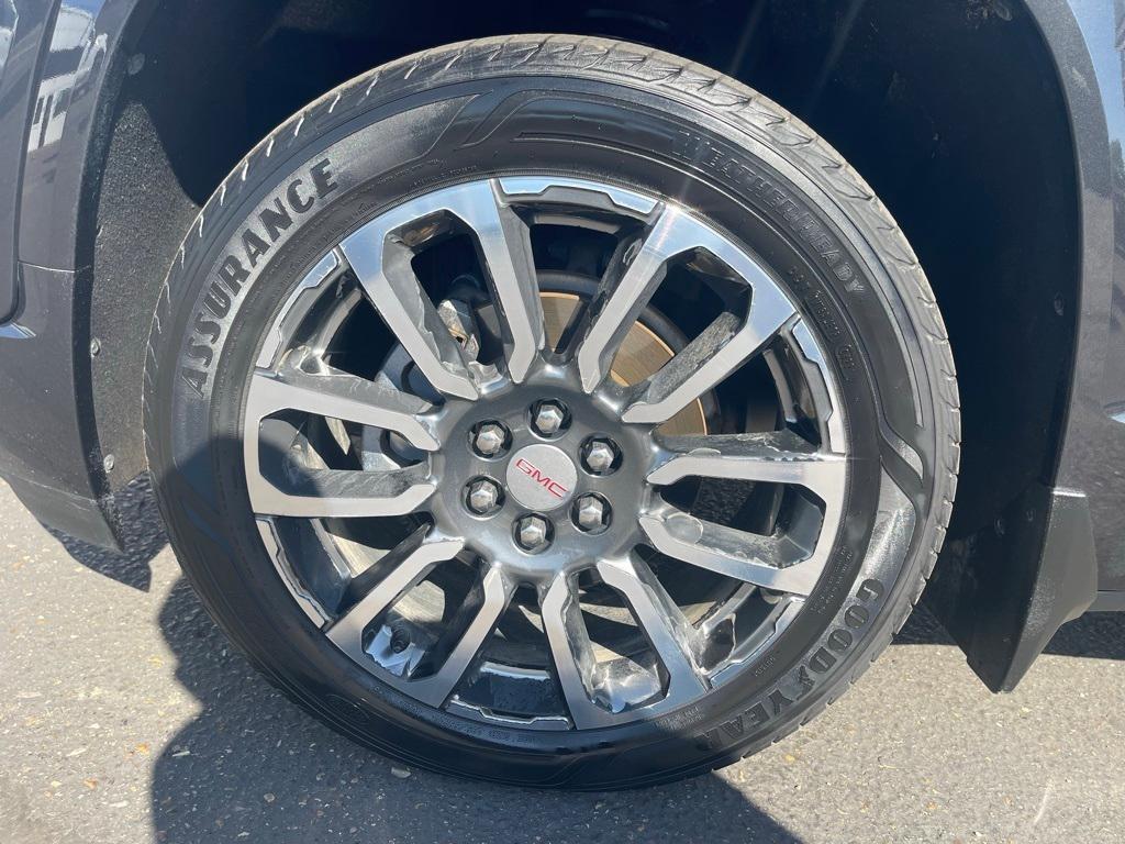used 2020 GMC Acadia car, priced at $25,000