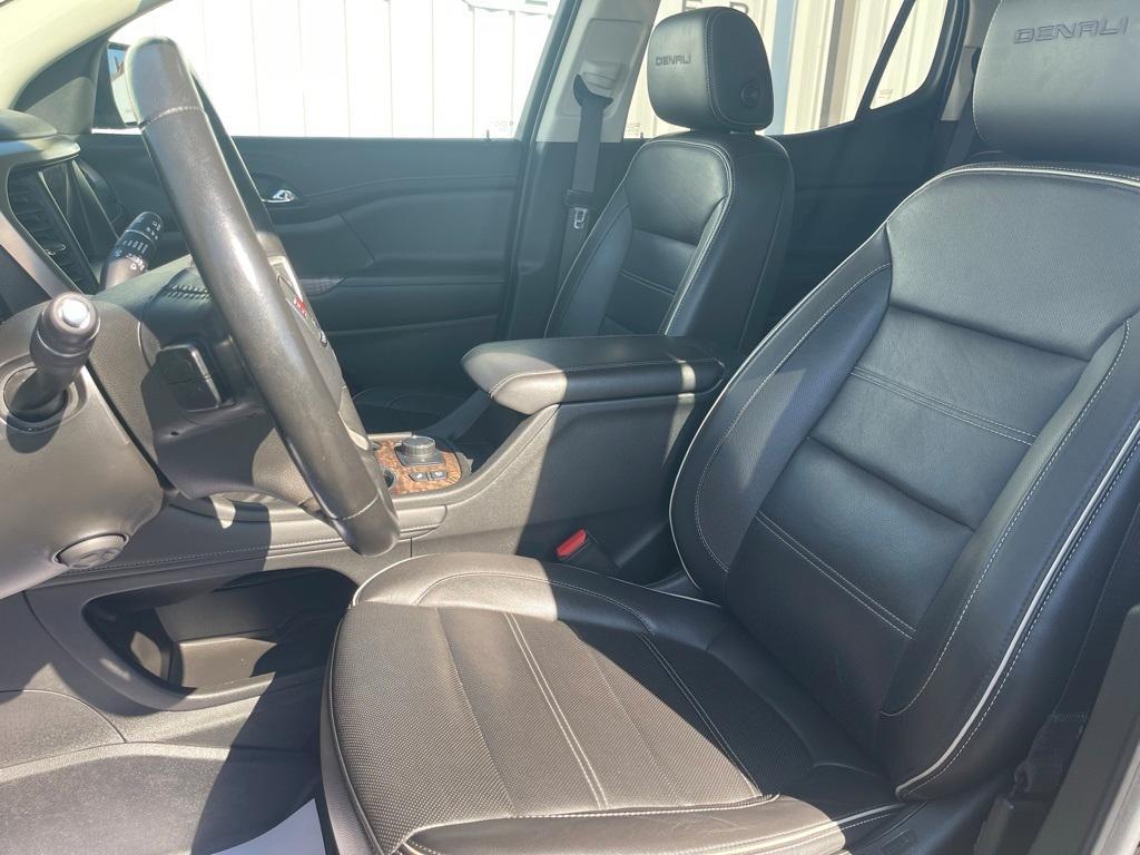 used 2020 GMC Acadia car, priced at $25,000