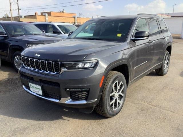 new 2024 Jeep Grand Cherokee L car, priced at $57,104