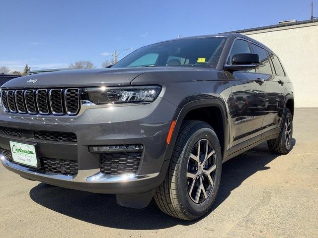 new 2024 Jeep Grand Cherokee L car, priced at $57,824