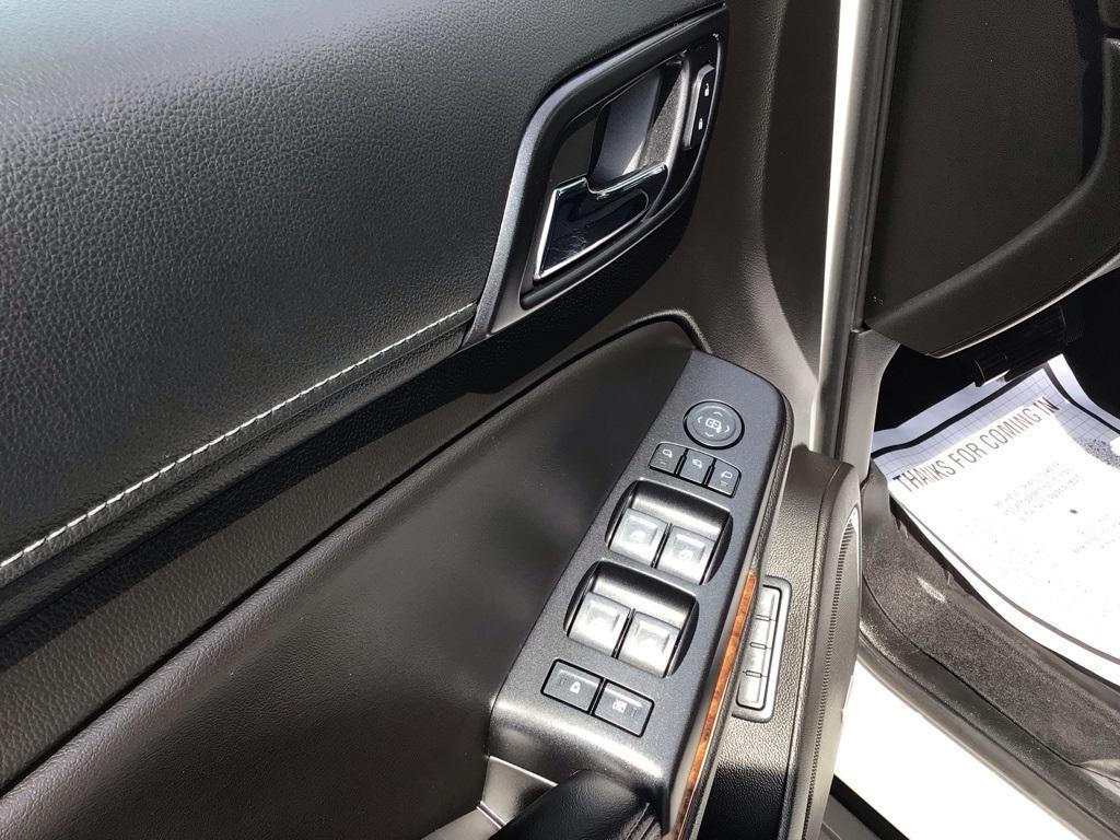 used 2018 Chevrolet Tahoe car, priced at $31,000