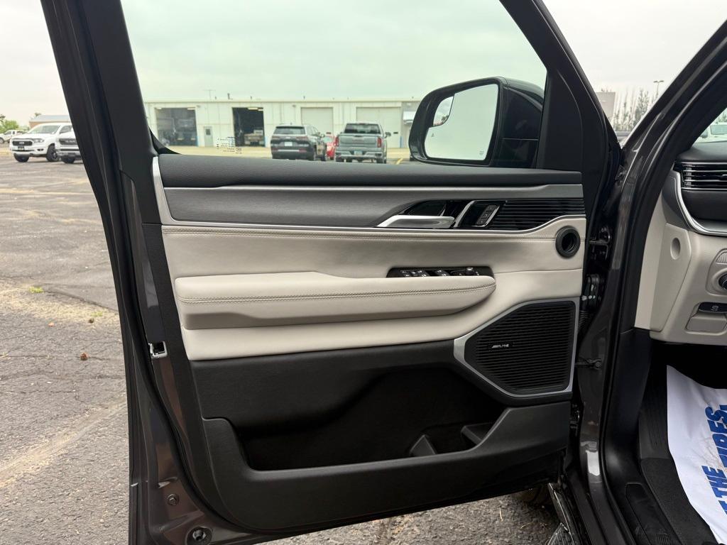 new 2025 Jeep Wagoneer L car, priced at $73,830