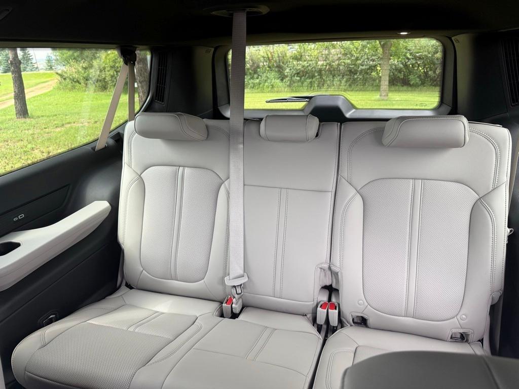 new 2025 Jeep Wagoneer L car, priced at $73,490