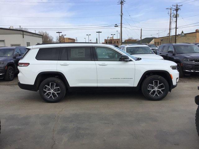 new 2024 Jeep Grand Cherokee L car, priced at $47,882