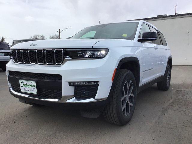 new 2024 Jeep Grand Cherokee L car, priced at $47,882