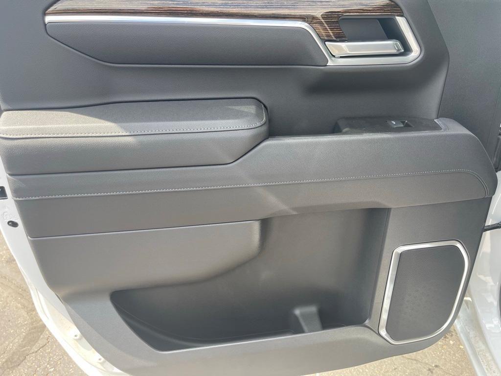 new 2025 GMC Sierra 1500 car, priced at $50,750