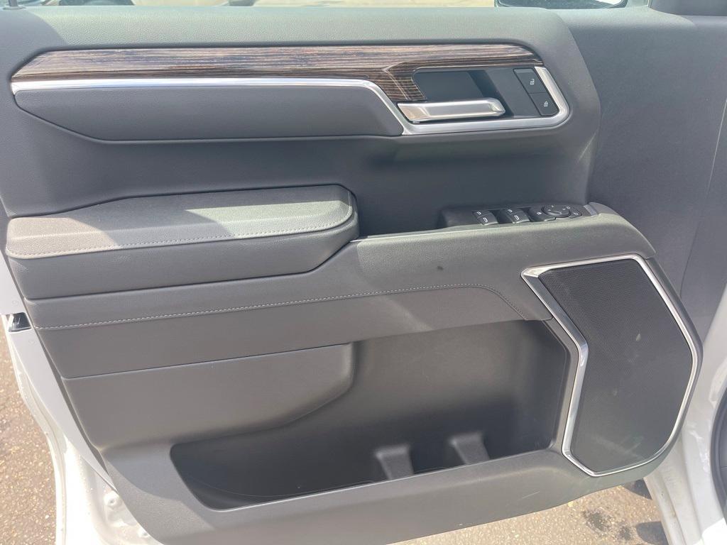 new 2025 GMC Sierra 1500 car, priced at $50,750