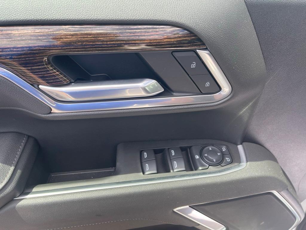 new 2025 GMC Sierra 1500 car, priced at $50,750