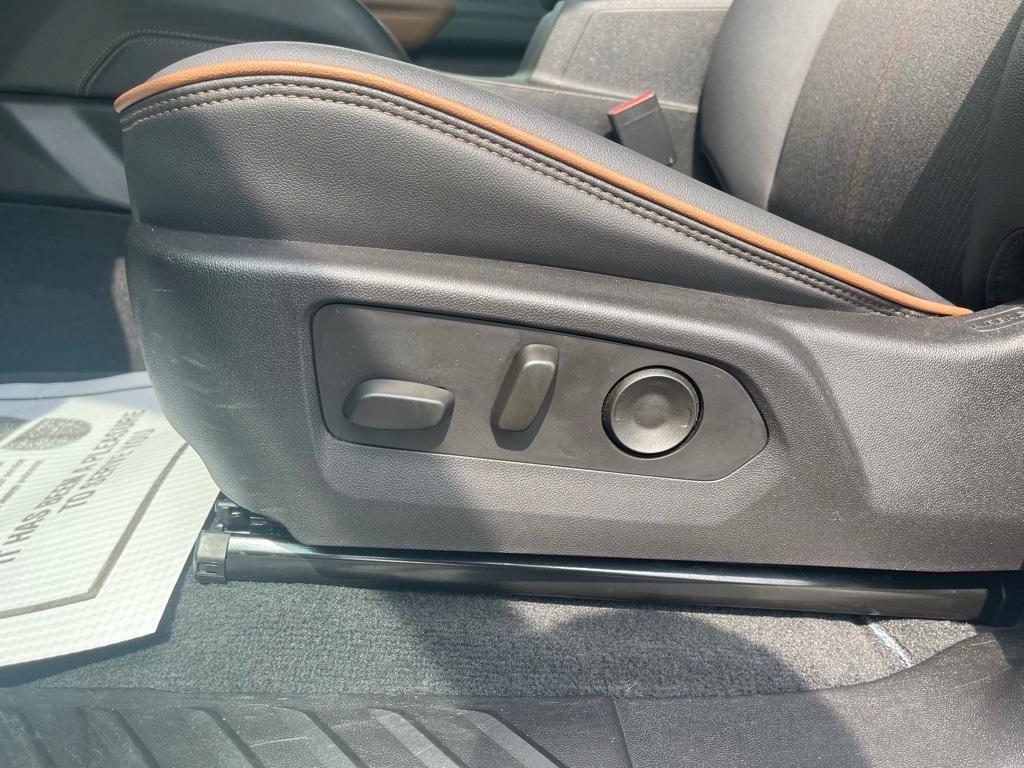 used 2024 GMC Canyon car, priced at $42,500