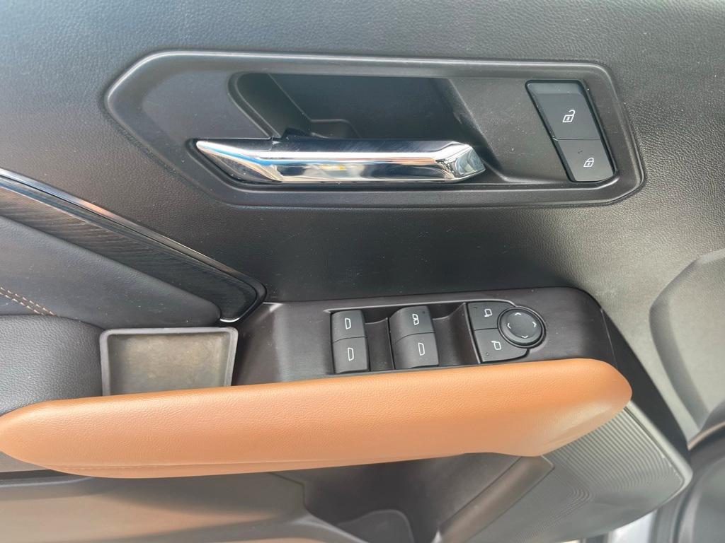 used 2024 GMC Canyon car, priced at $42,500