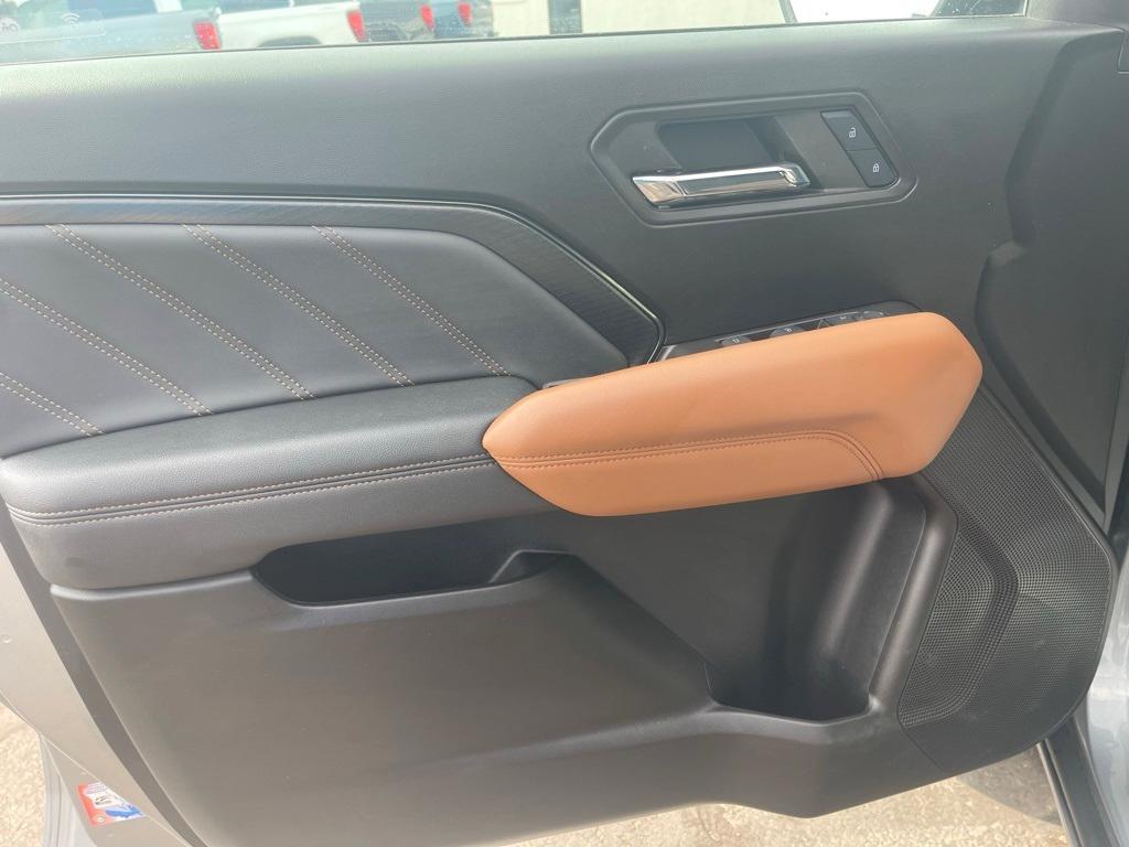 used 2024 GMC Canyon car, priced at $42,500