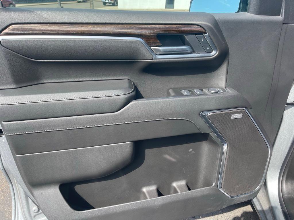 new 2025 GMC Sierra 1500 car, priced at $48,340