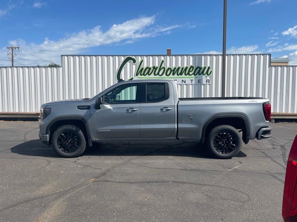 new 2025 GMC Sierra 1500 car, priced at $48,340