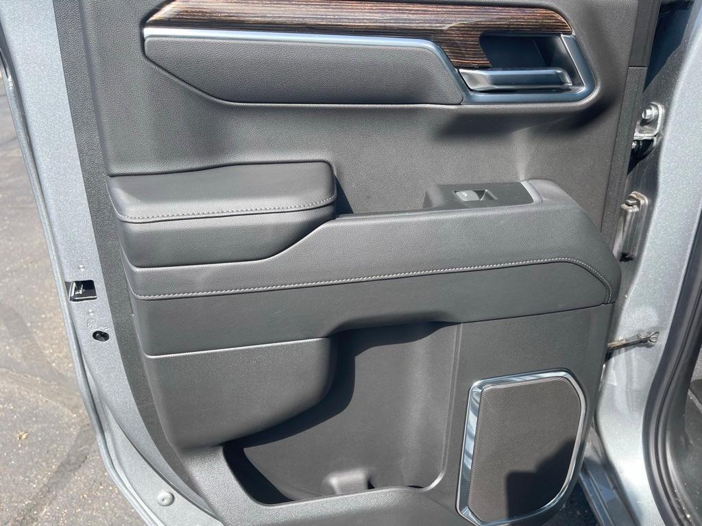 new 2025 GMC Sierra 1500 car, priced at $48,340