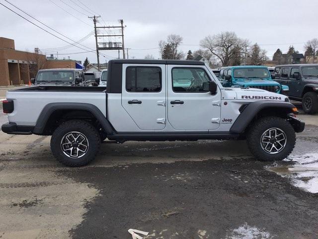 new 2024 Jeep Gladiator car, priced at $60,255