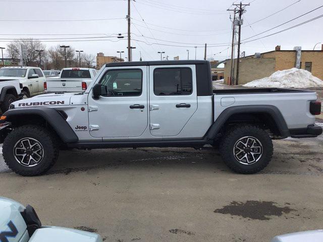 new 2024 Jeep Gladiator car, priced at $50,692