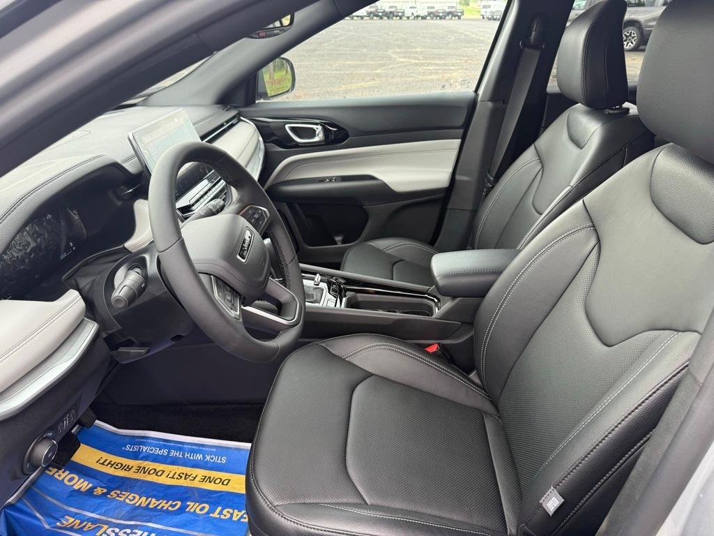 new 2025 Jeep Compass car, priced at $36,391