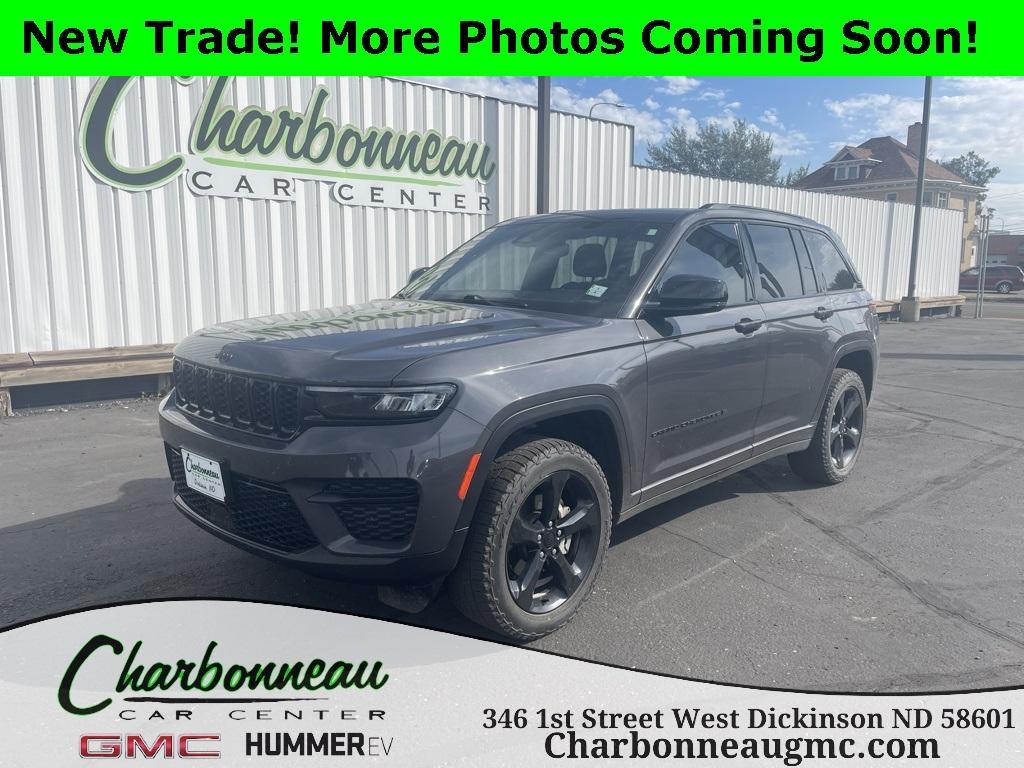 used 2022 Jeep Grand Cherokee car, priced at $26,000
