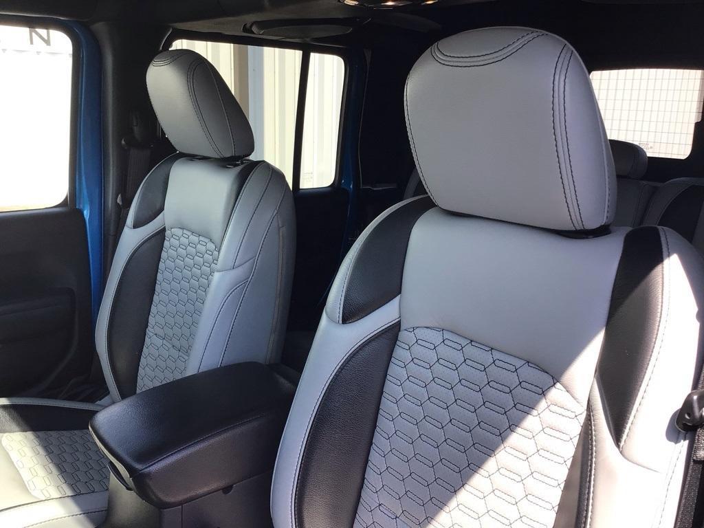 used 2021 Jeep Gladiator car, priced at $36,000