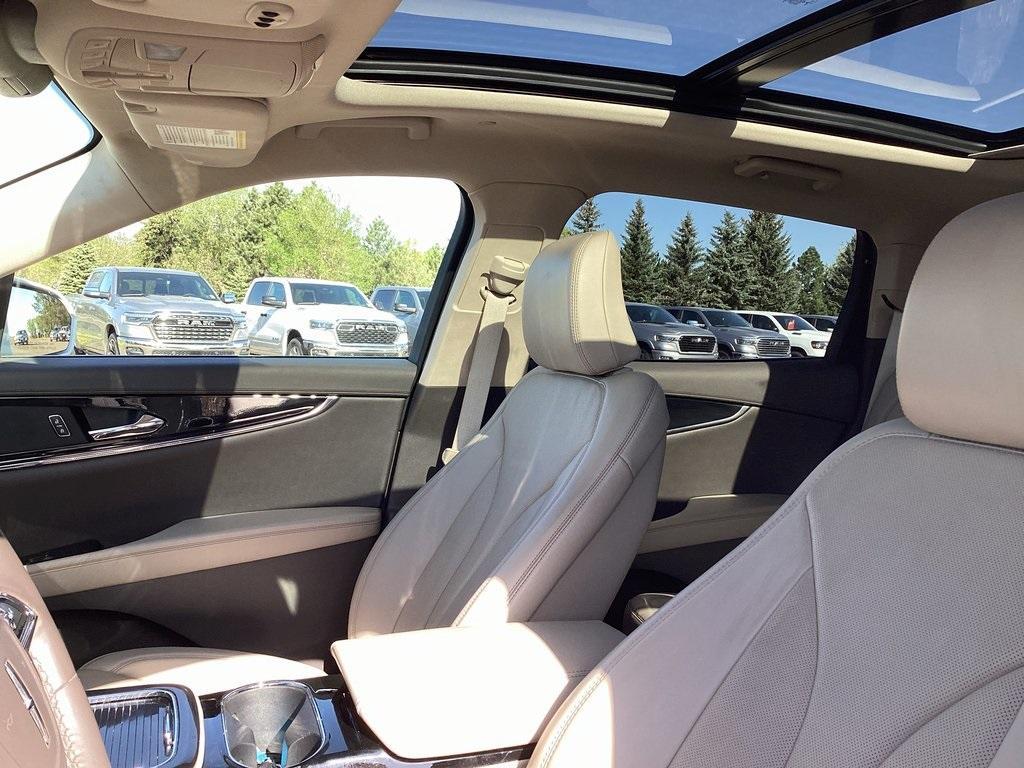 used 2022 Lincoln Nautilus car, priced at $37,999
