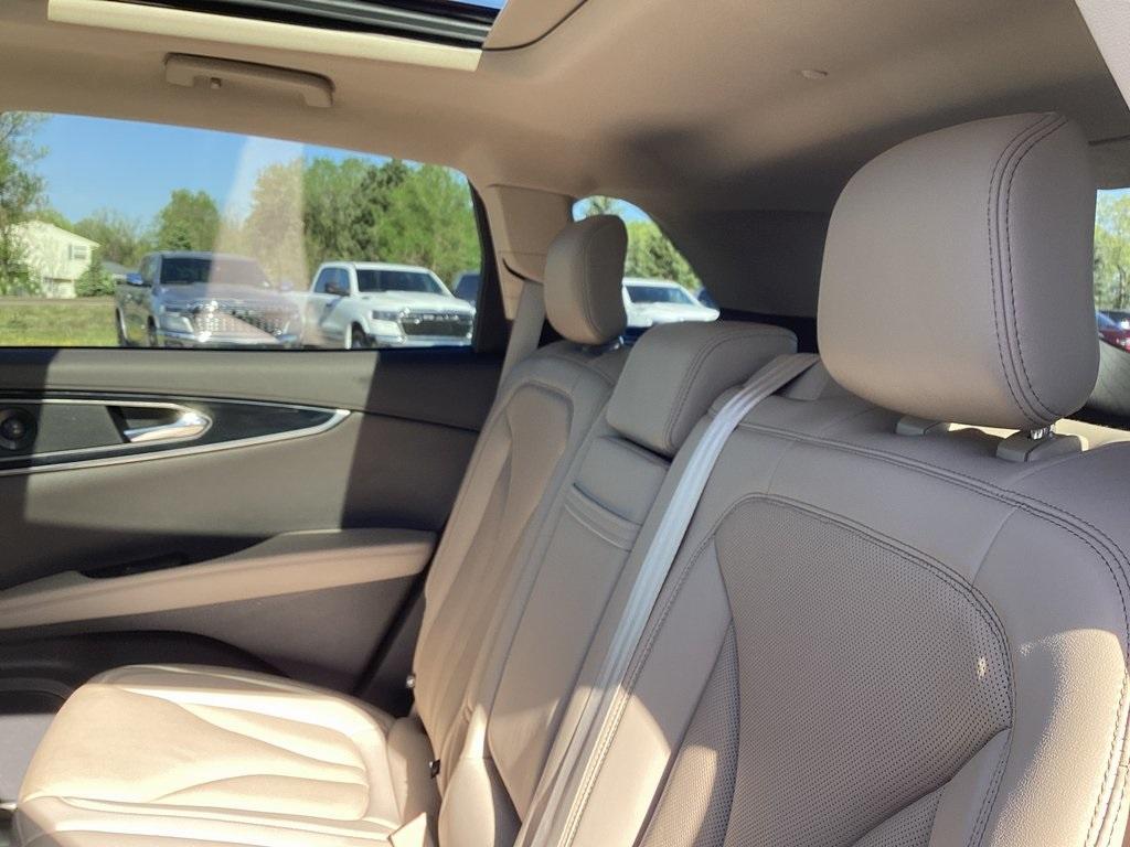 used 2022 Lincoln Nautilus car, priced at $37,999