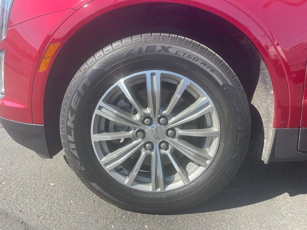 used 2019 Cadillac XT5 car, priced at $22,000