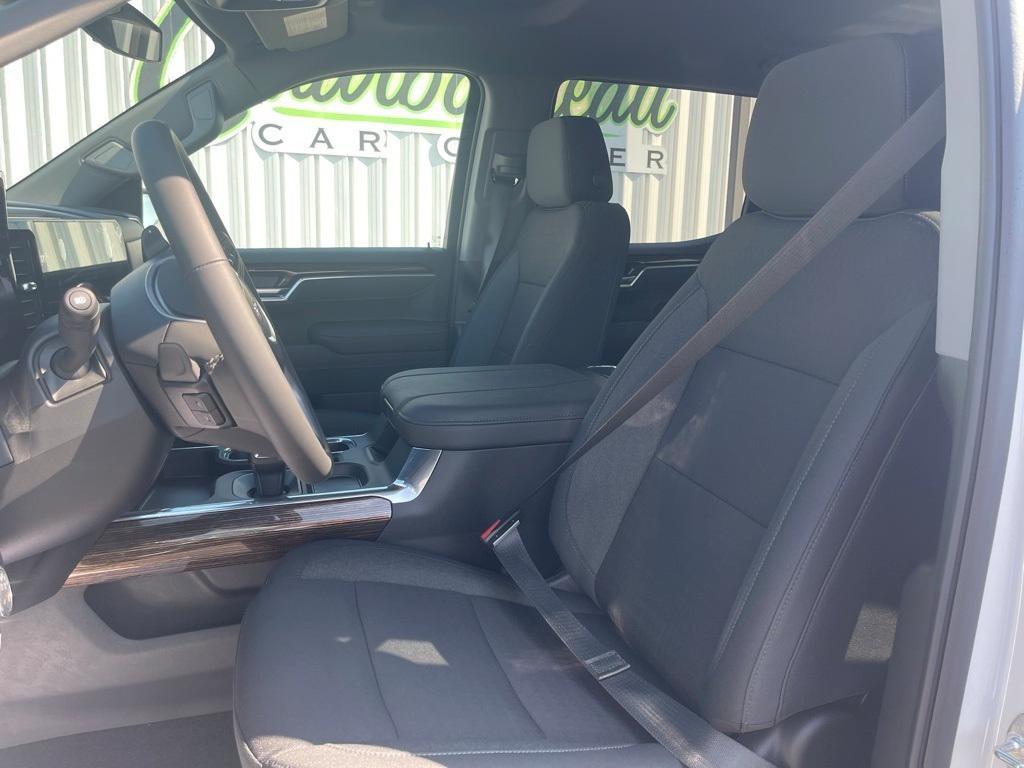 new 2025 GMC Sierra 1500 car, priced at $54,250