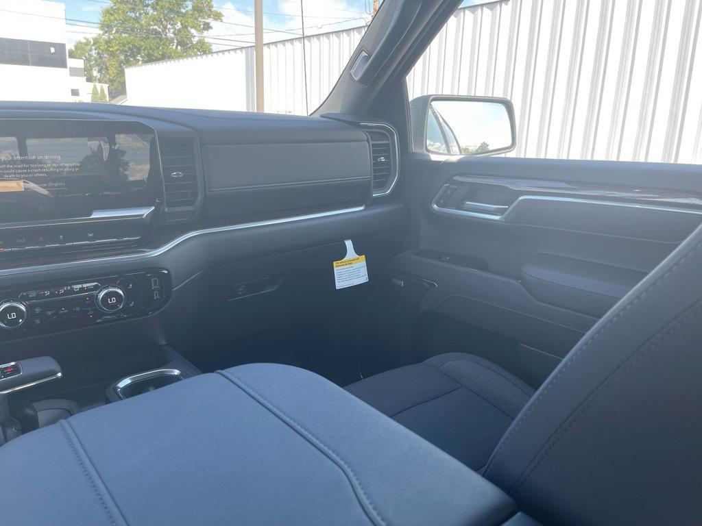 new 2025 GMC Sierra 1500 car, priced at $54,250