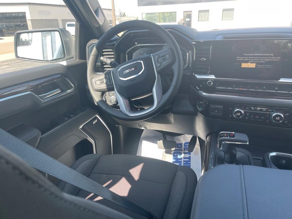 new 2025 GMC Sierra 1500 car, priced at $54,250