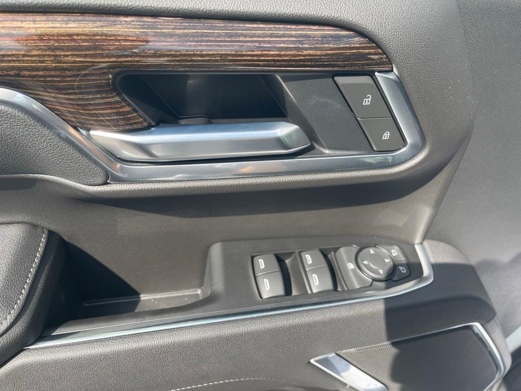 new 2025 GMC Sierra 1500 car, priced at $49,250