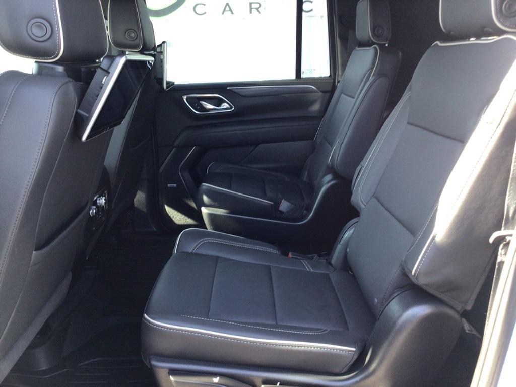 used 2023 GMC Yukon XL car, priced at $61,000