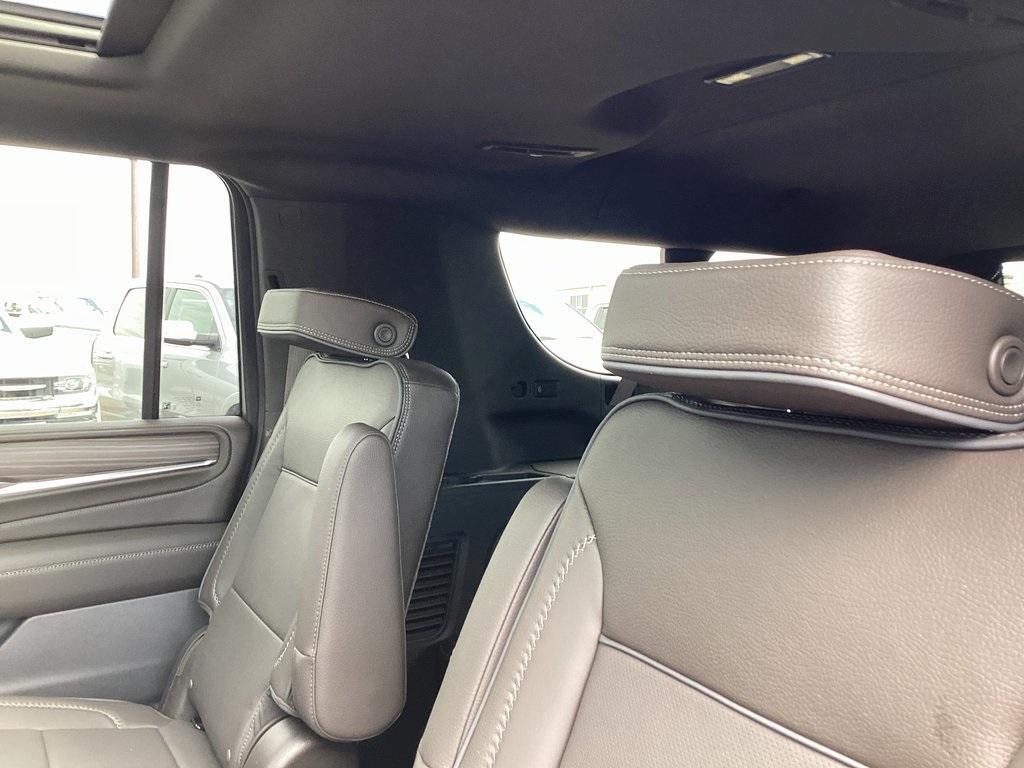used 2024 GMC Yukon XL car, priced at $80,999