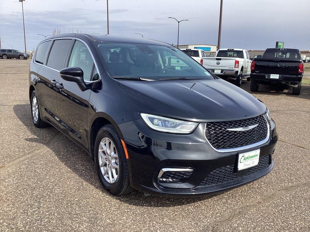 used 2023 Chrysler Pacifica car, priced at $26,999