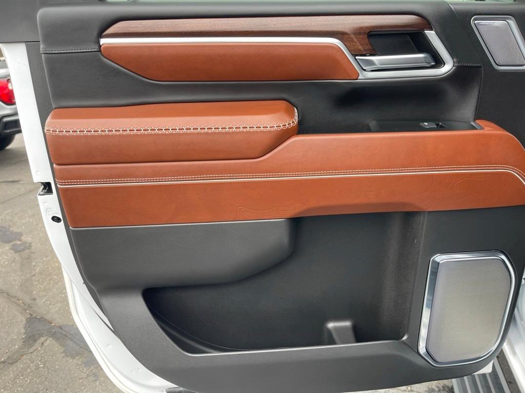 used 2024 GMC Sierra 2500 car, priced at $80,000