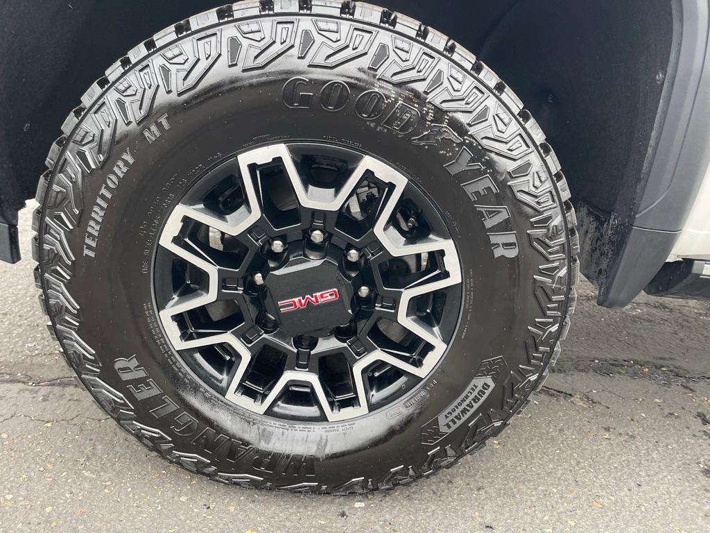 used 2024 GMC Sierra 2500 car, priced at $80,000